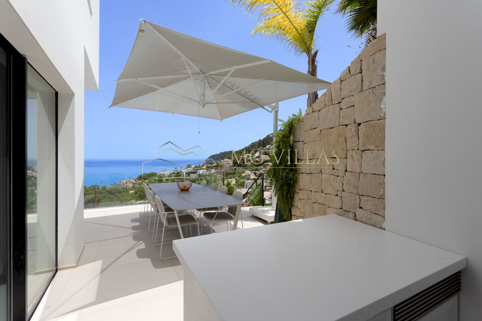 Moderne Designvilla zum Verkauf mit Meerblick in Javea
