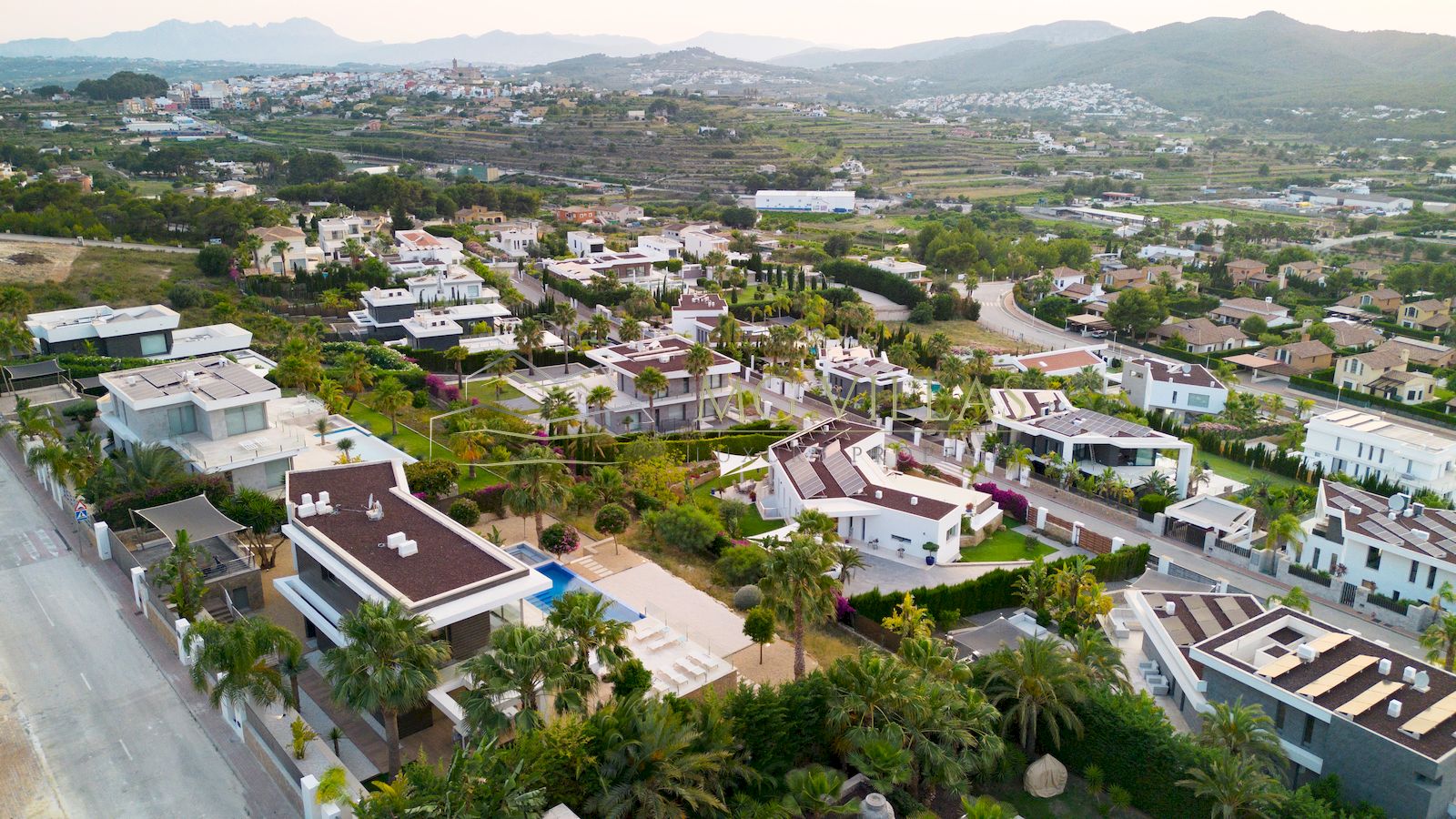 Moderne Villa zum Verkauf mit Meerblick in Javea